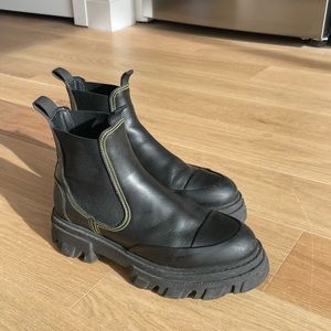 Ganni Chelsea Boots
